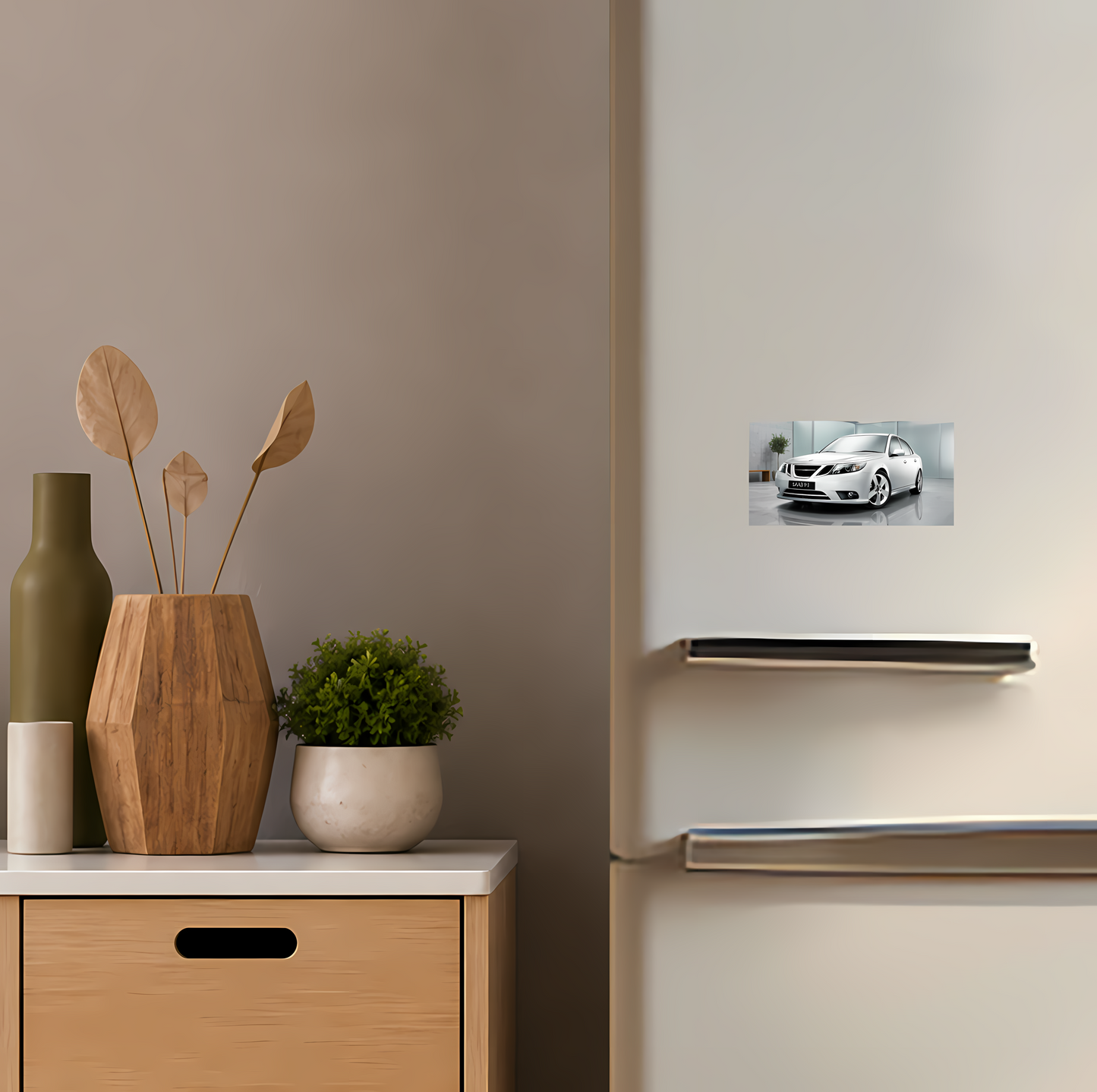 Elegant bilmagnet i vitt – Modern premiumsedan | Kylskåpsmagnet med stilren design