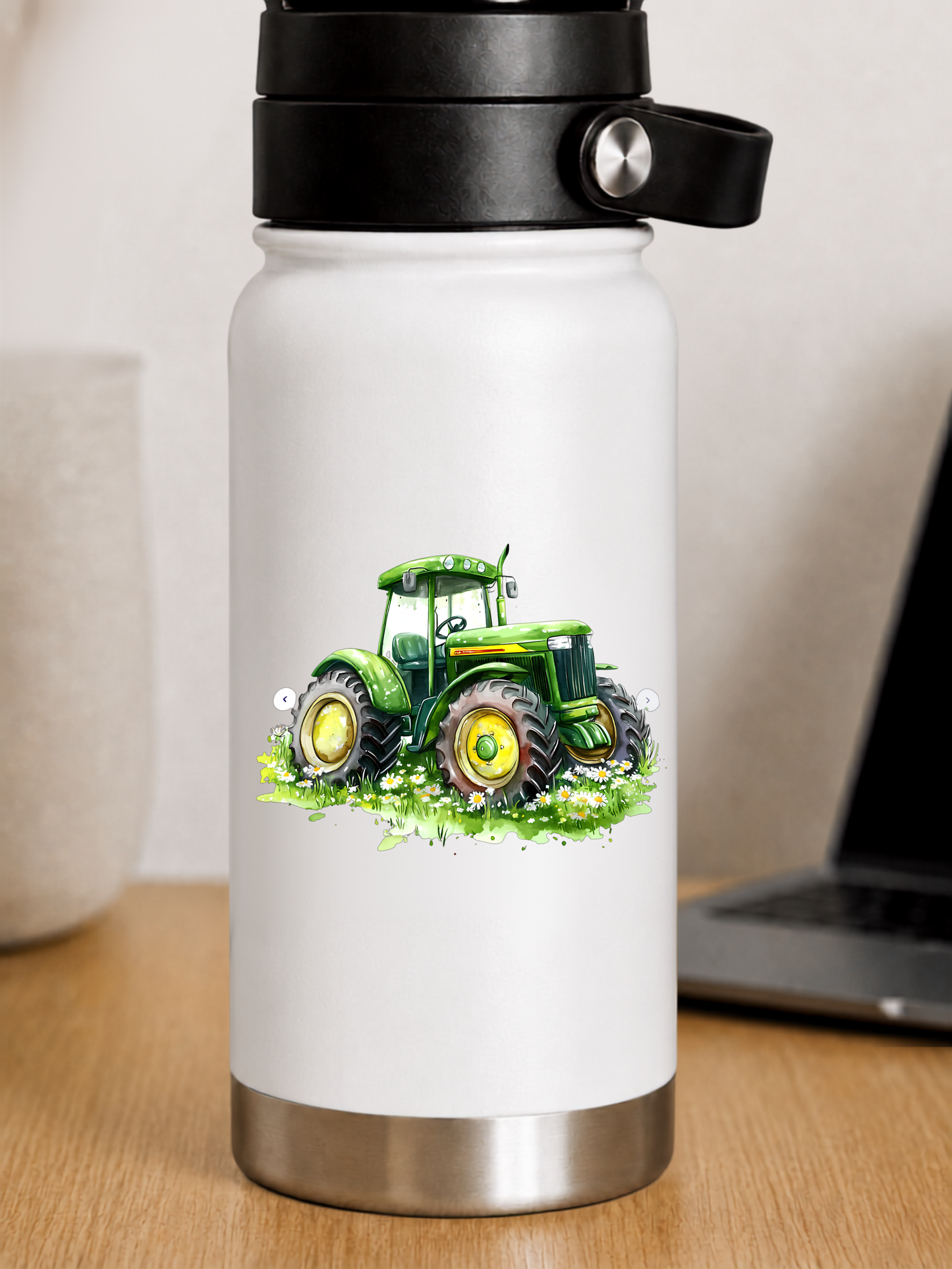 Grön Traktor Klistermärke – Lantligt Motiv 10 cm